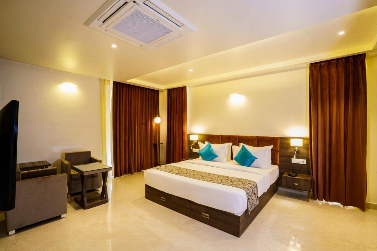 Sasa Resort Kota  Bagian luar foto